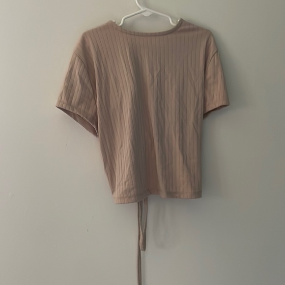 Tops - Women’s tie crop top